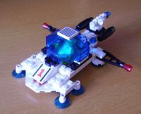 futuron_fly_01